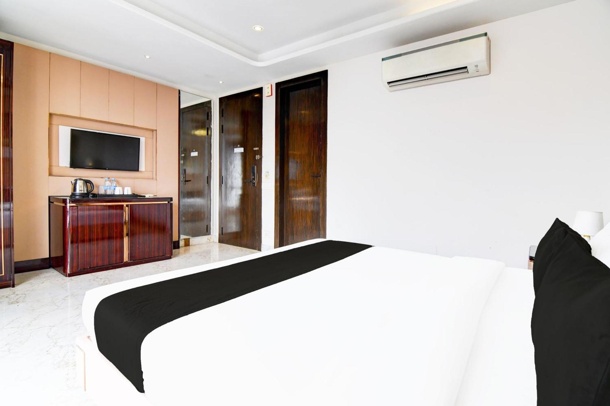 Super Townhouse New Town Formerly Krish Residency Kolkata Exterior photo